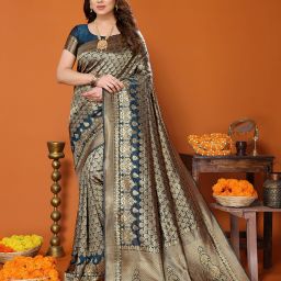 Self Design Kanjivaram Silk Blend Saree-image-11