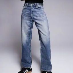 Mid-Wash Baggy Fit Jeans-image-81
