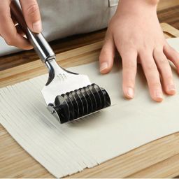 Stainless Steel Noodle Maker Roller Docker Dough Cutter Kitchen Tools Helper Pastry Cutter-image-45