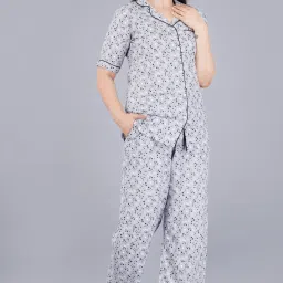 Women Shirt & Pyjama set Grey Printed-image-4