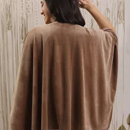 Vishudh Longline Open Front Shrug image 3