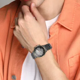 titan Analog Watch - For Men 1883KM01 image 2