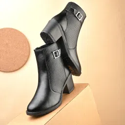 layasa Boots For Women-picture-49