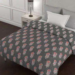 BELLA CASA Grey & White Ethnic Motifs AC Room 150 GSM Cotton Single Bed Quilt-picture-3