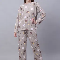 KLOTTHE Women Printed Woollen Night Suit-15