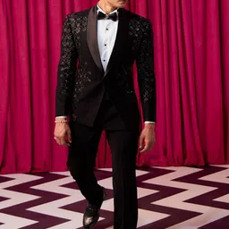 CONTRAST BY PARTH Men Embroidered Tuxedo Five-Piece Formal Suit image 4