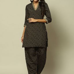 Rangriti Geometric Printed Regular Sequinned Kurta With Trousers-14