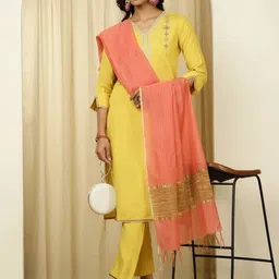 Jaipur Kurti Women Yoke Design Regular Thread Work Kurta with Trousers & With Dupatta-43