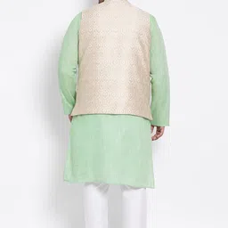 Hangup Men Green Raw Silk Kurta with Pyjamas & Nehru Jacket Set image 2
