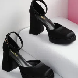 Flat n Heels Square Toe Platform Heel Pumps-1