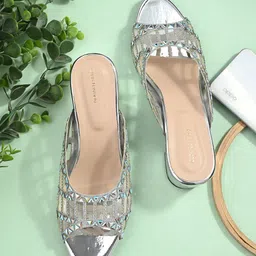 CLOG LONDON Embellished Block Peep Toes-37
