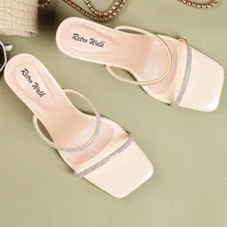 Retro Walk Women Embellished Sandals-20