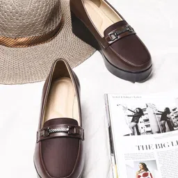 THE WHITE POLE Flatform Pumps-picture-38