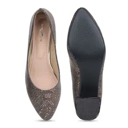 Shezone Textured Block Heel Pumps image 5