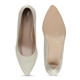 Get Glamr Cream-Coloured Kitten Pumps image 3