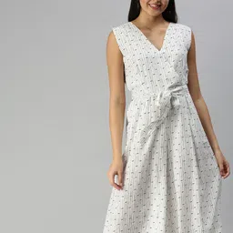 SHOWOFF White & Red Printed Basic Jumpsuit-image-11