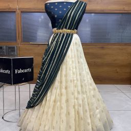 Self Design Semi Stitched Lehenga Choli-image-16