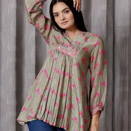SUKRUTI DESIGN women floral Printed V-Neck Gathers Tunic-picture-9