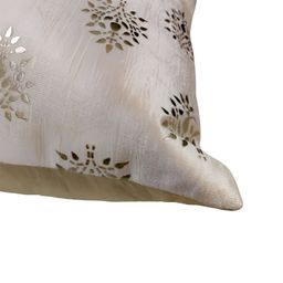 Good Vibes Cream 4 Pieces Printed Square Cushion Covers and Table Runner image 5