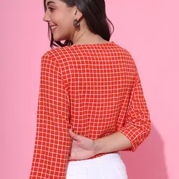 DECKEDUP Checked Tie-Up Shrug image 5