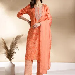 Anouk Floral Printed Round Neck Straight Kurta with Trousers & Dupatta-17