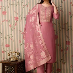 Ode by House of Pataudi Floral Yoke Design Regular Mirror Work Kurta & Trousers & Dupatta-picture-15