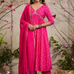 EverBloom Bandhani Printed Empire Gotta Patti Kurta & Trousers With Dupatta-9