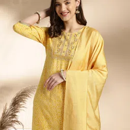 Anouk Yellow Bandhani Printed Round Neck Straight Kurta With Trousers & Dupatta-17