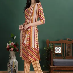 KALINI Leheriya Printed Regular Kurta With Trousers & Dupatta image 5