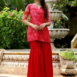 QISSA Dyed Printed Regular Kurti with Palazzos & Dupatta image 3