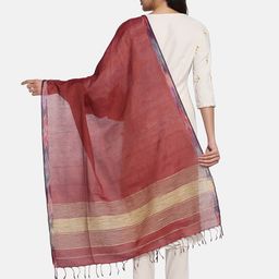 THE WEAVE TRAVELLER Solid Tasselled Dupatta image 5