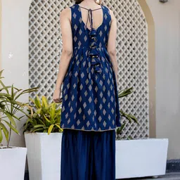 Shedika Women Ethnic Motifs Printed Regular Aari Work Kurta with Palazzos & With Dupatta image 3