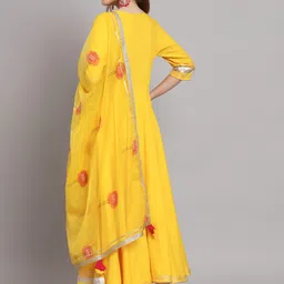 Meeranshi Angrakha Gotta Patti Kurta with Trousers & With Dupatta image 5