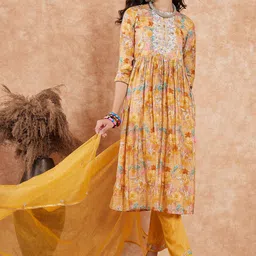 Sangria Floral Printed Thread Work & Gotta Patti A-Line Kurta & Trouser With Dupatta-picture-32