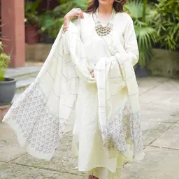 Anni Designer Women Printed Regular Kurta with Palazzos & With Dupatta image 5