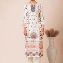 SARSO Floral Printed Keyhole Neck Regular Kurta with Trousers & Dupatta image 5