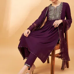 all about you Embroidered Mirror Work A-Line Kurta with Trousers Dupatta image 5