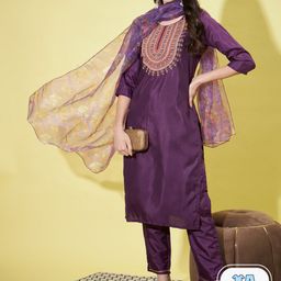 PPTOSS Ethnic Motifs Yoke Design Straight Kurta With Trousers & Dupatta-30