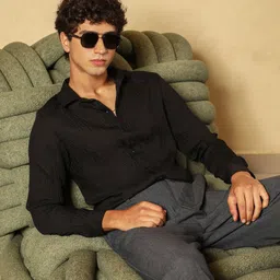 campus sutra Men Regular Fit Solid Spread Collar Casual Shirt-picture-14