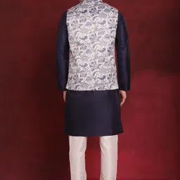 Jompers Men Regular Kurta with Churidar image 5