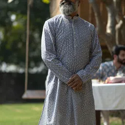VASTRAMAY Thread Work Mandarin Collar Straight Kurta-picture-43