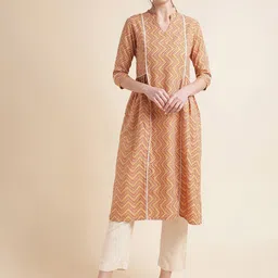 NAINVISH Geometric Printed Band Collar Straight Kurta-image-36