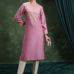 Vishudh Yoke Design Embroidered Straight Kurta-image-1