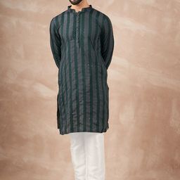 SWAGG INDIA Striped Sequinned Jacquard Kurta-image-3