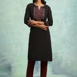W The Folksong Collection Geometric Yoke Design Notched Neck Thread Work Pure Cotton Kurta-8