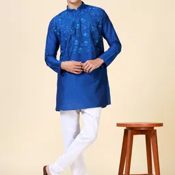 TATTVA Floral Embroidered Mandarin Collar Straight Kurta-picture-52