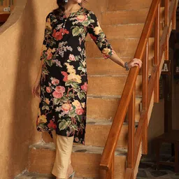 GULMOHAR JAIPUR Women Floral Printed Thread Work Kurta-image-84