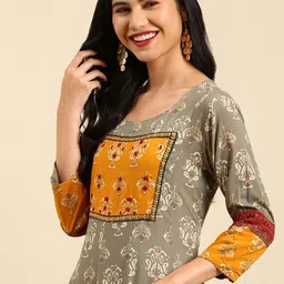 SHOWOFF Women Grey & Yellow Ethnic Motifs Printed Thread Work Kurta-picture-58
