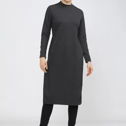 Vishudh Women Grey Solid Kurta-image-33