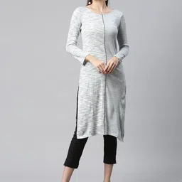 AURELIA Women Grey Melange & White Colourblocked Woollen Kurta-picture-15
